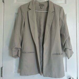 H&M Women's beige Blazer